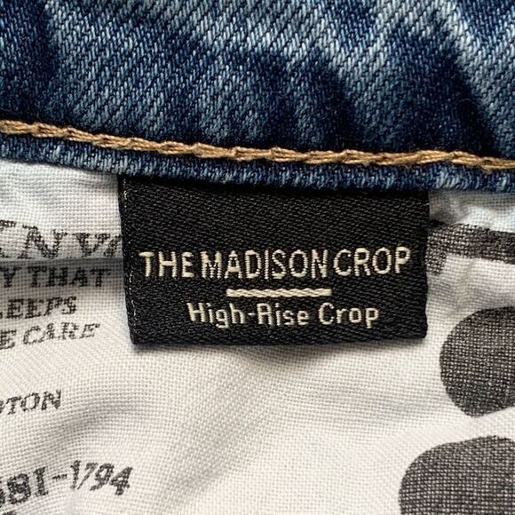 Blank NYC The Madison Crop Jeans Medium Wash Distressed Step Hem Stretch Denim - Picture 9 of 10